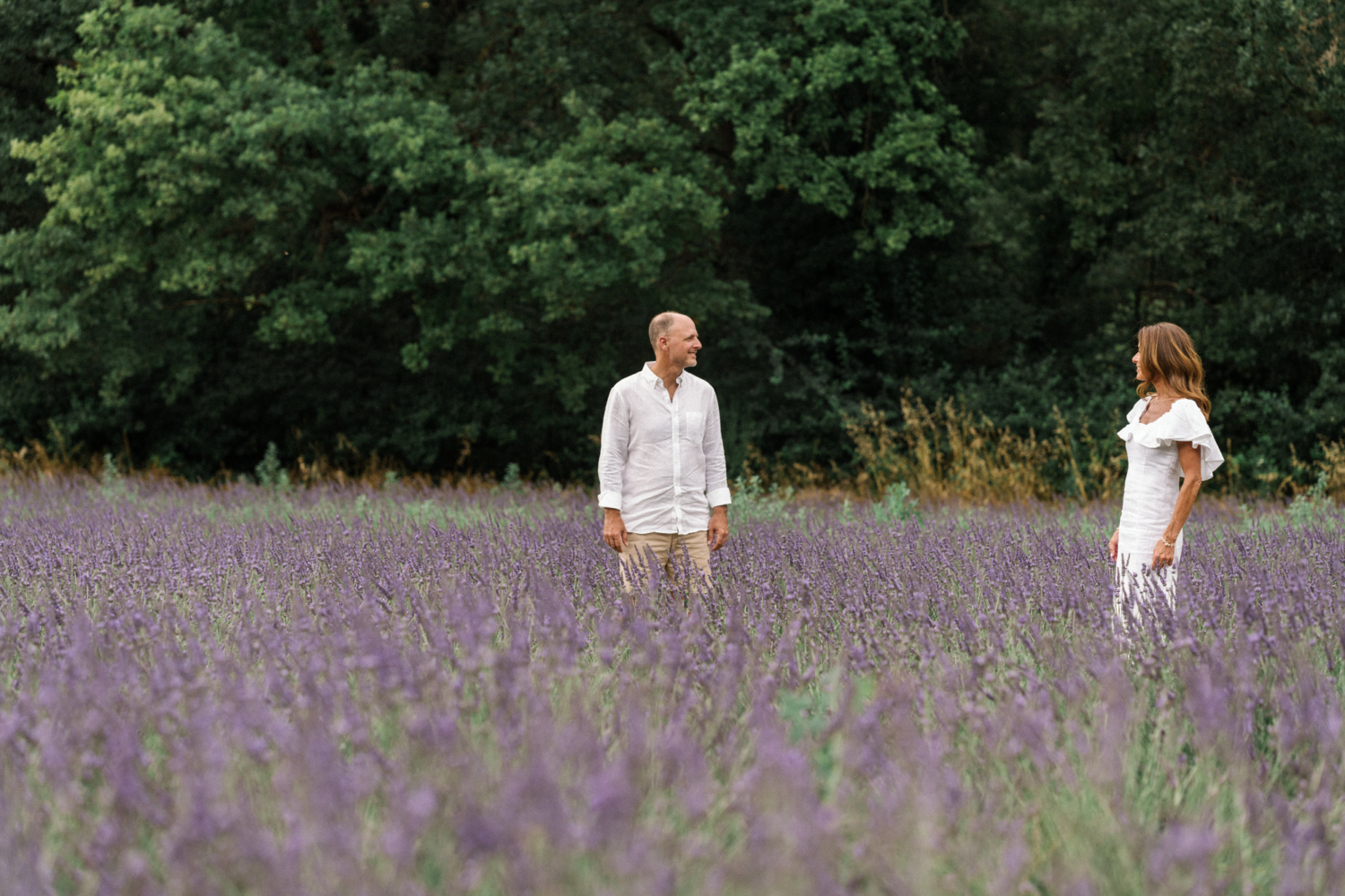 couple pose in lavender field in provence