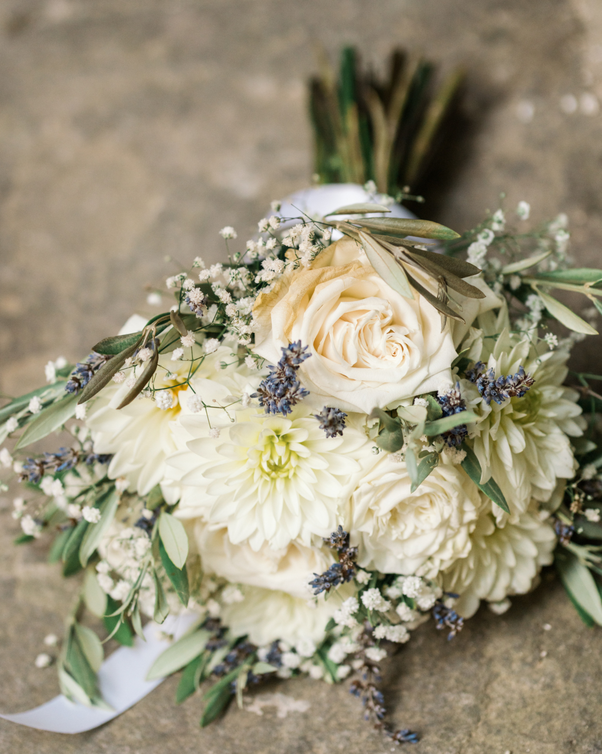 bridal bouquet with white roses in gordes france