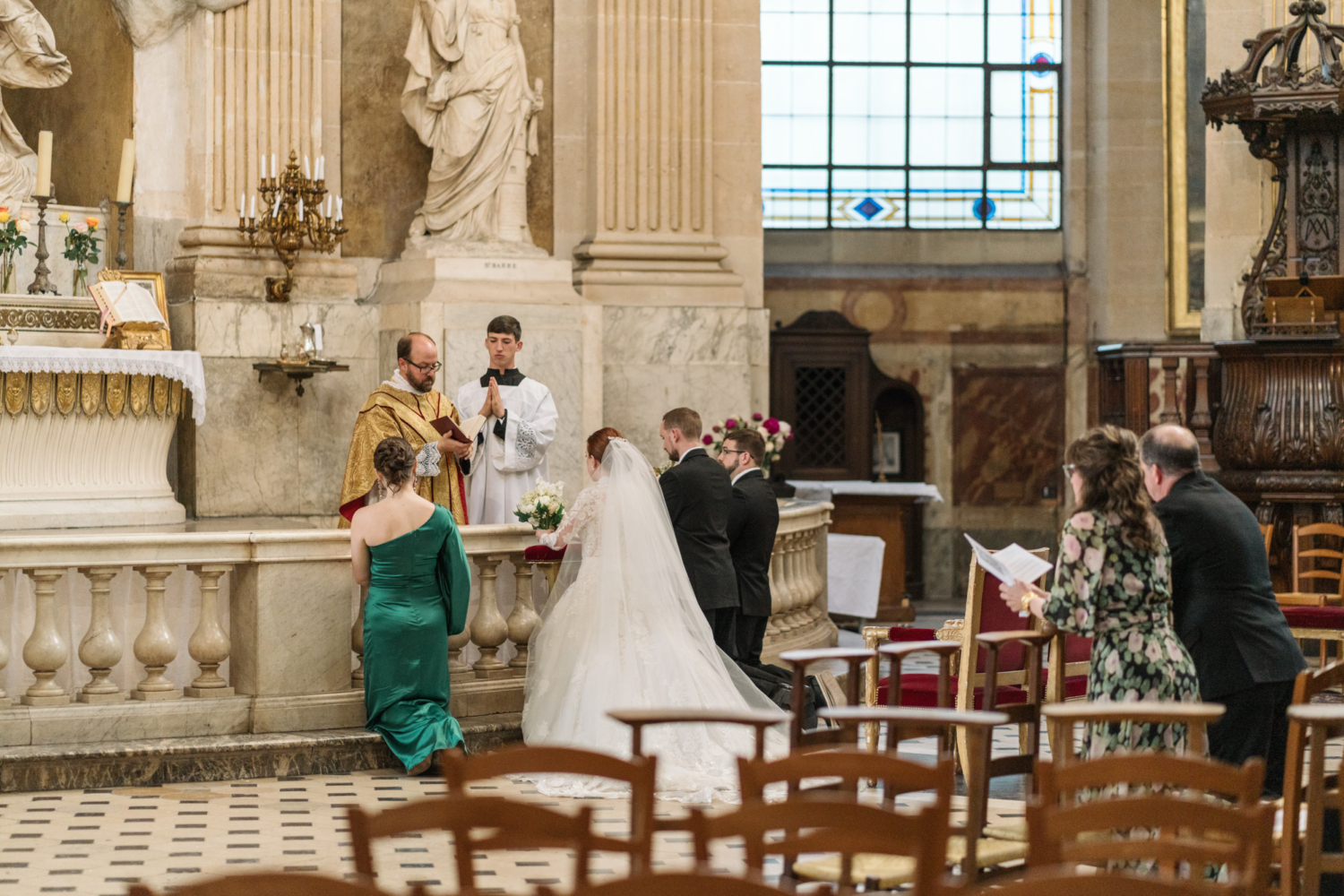 wedding ceremony at eglise saint roche in paris