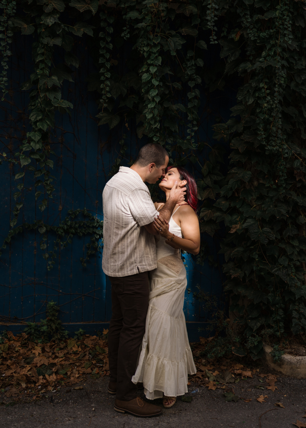 couple have passionate embrace in arles france