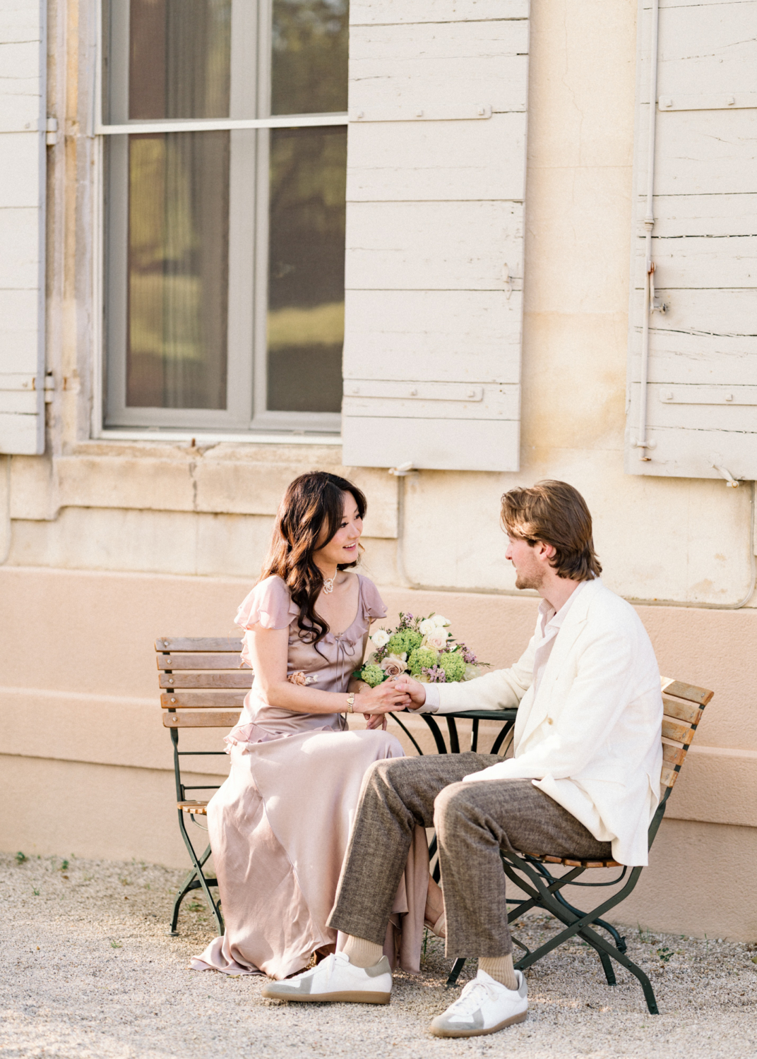 surprise engagement at chateau des alpilles in provence france