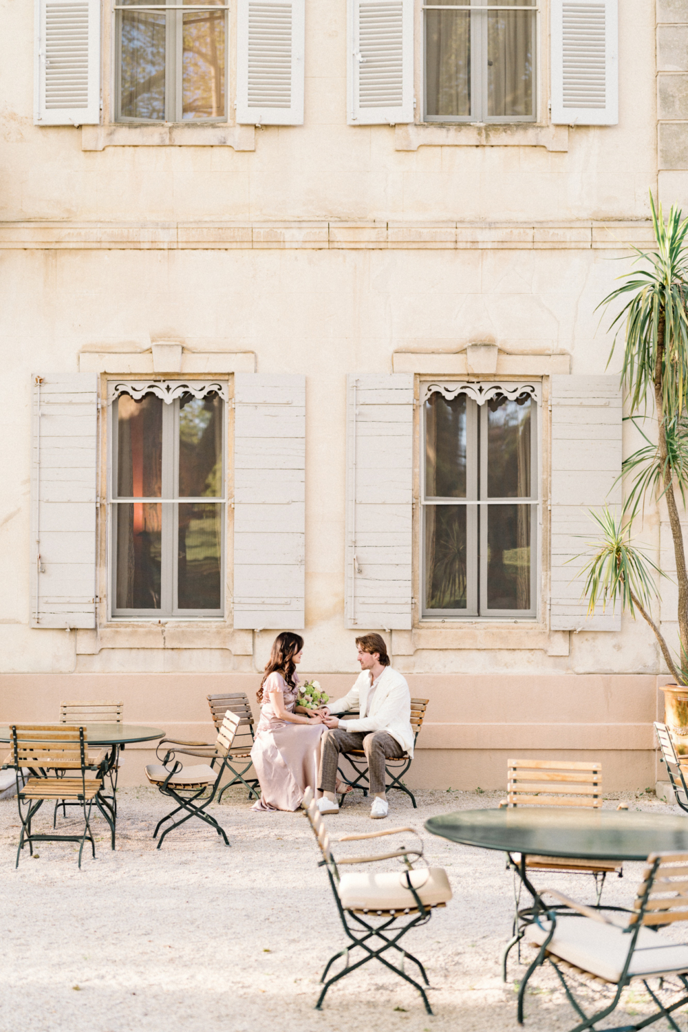 surprise engagement at chateau des alpilles in provence france
