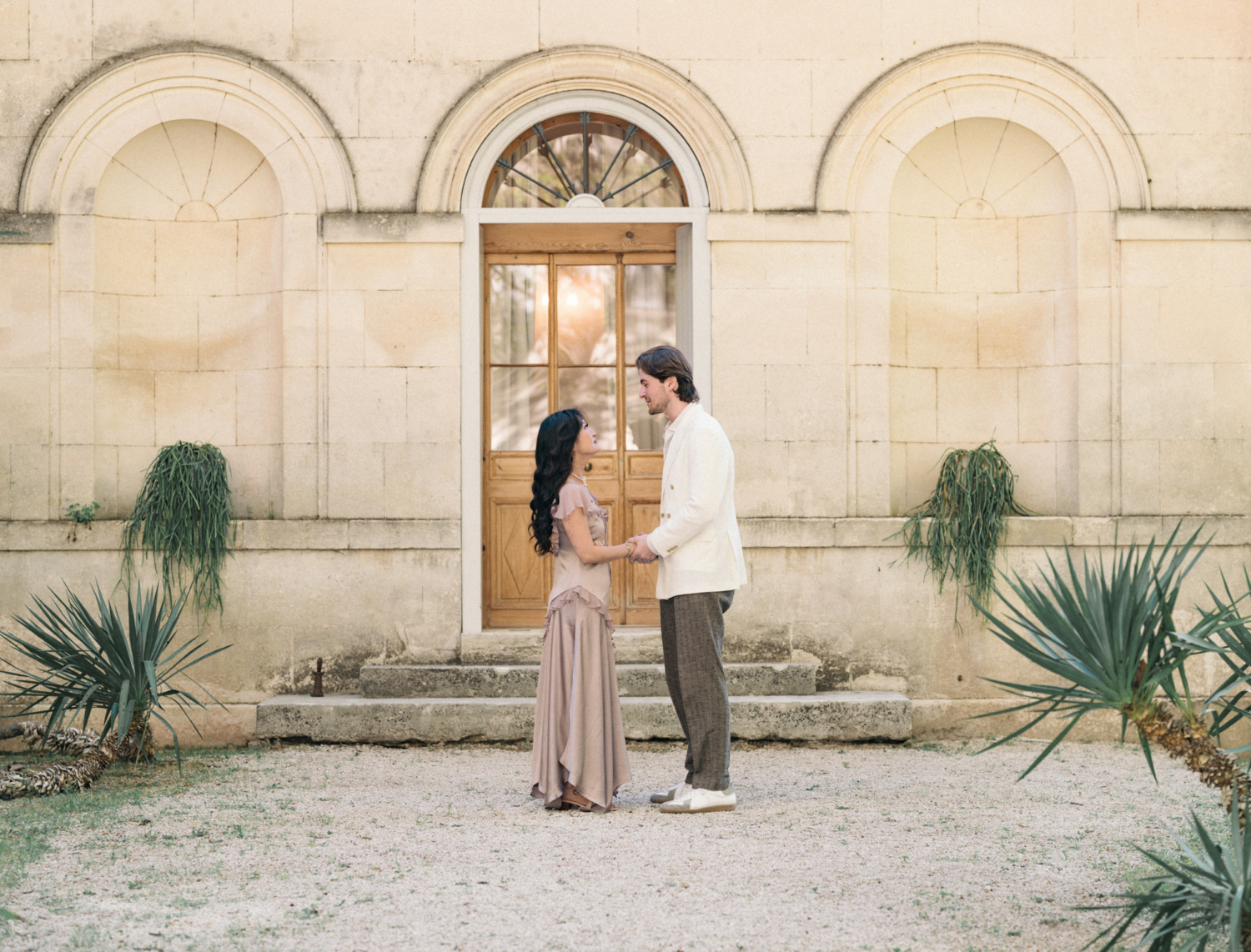 surprise engagement at chateau des alpilles in provence france