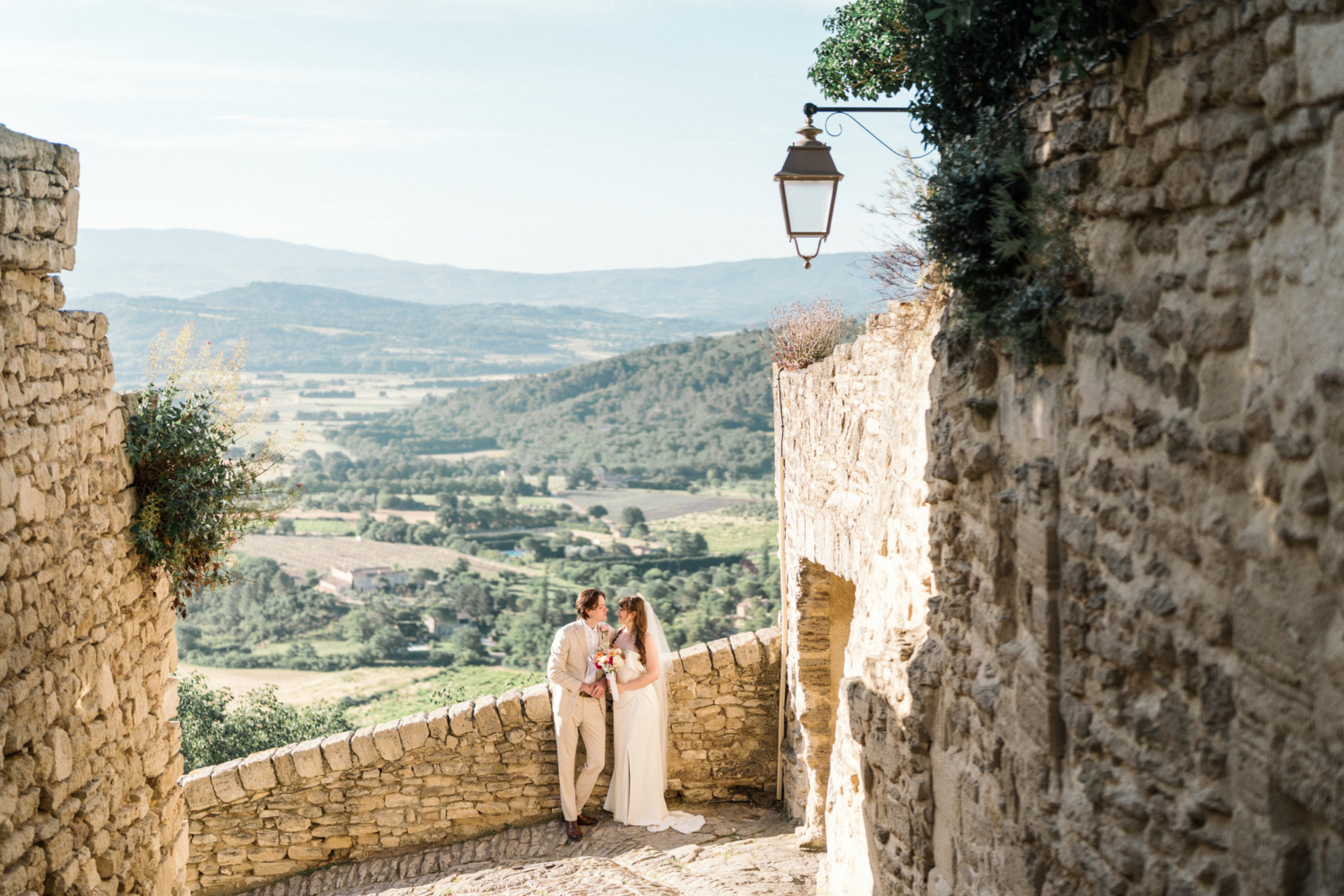 editorial-wedding-photos-gordes-provence