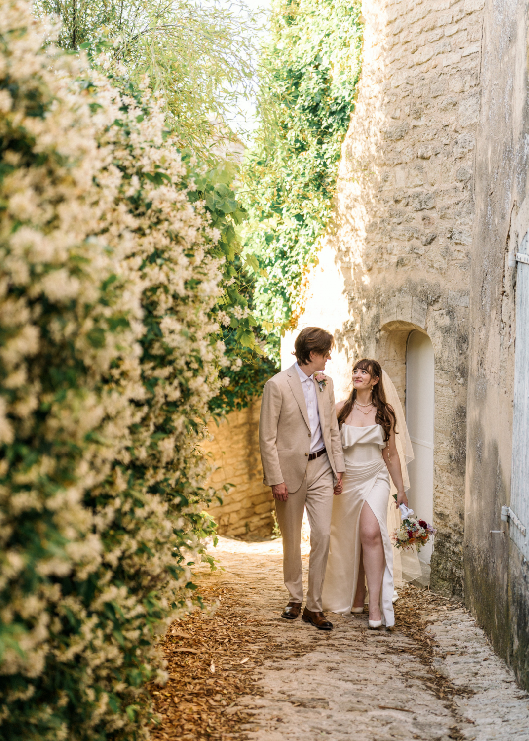 editorial-wedding-photos-gordes-provence