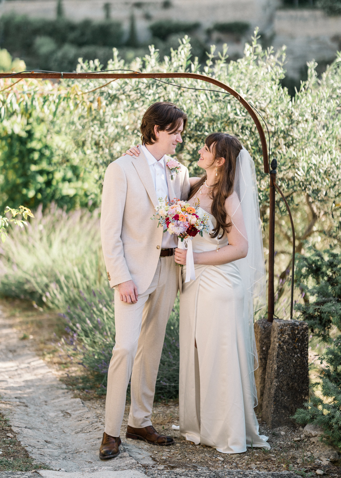 editorial-wedding-photos-gordes-provence
