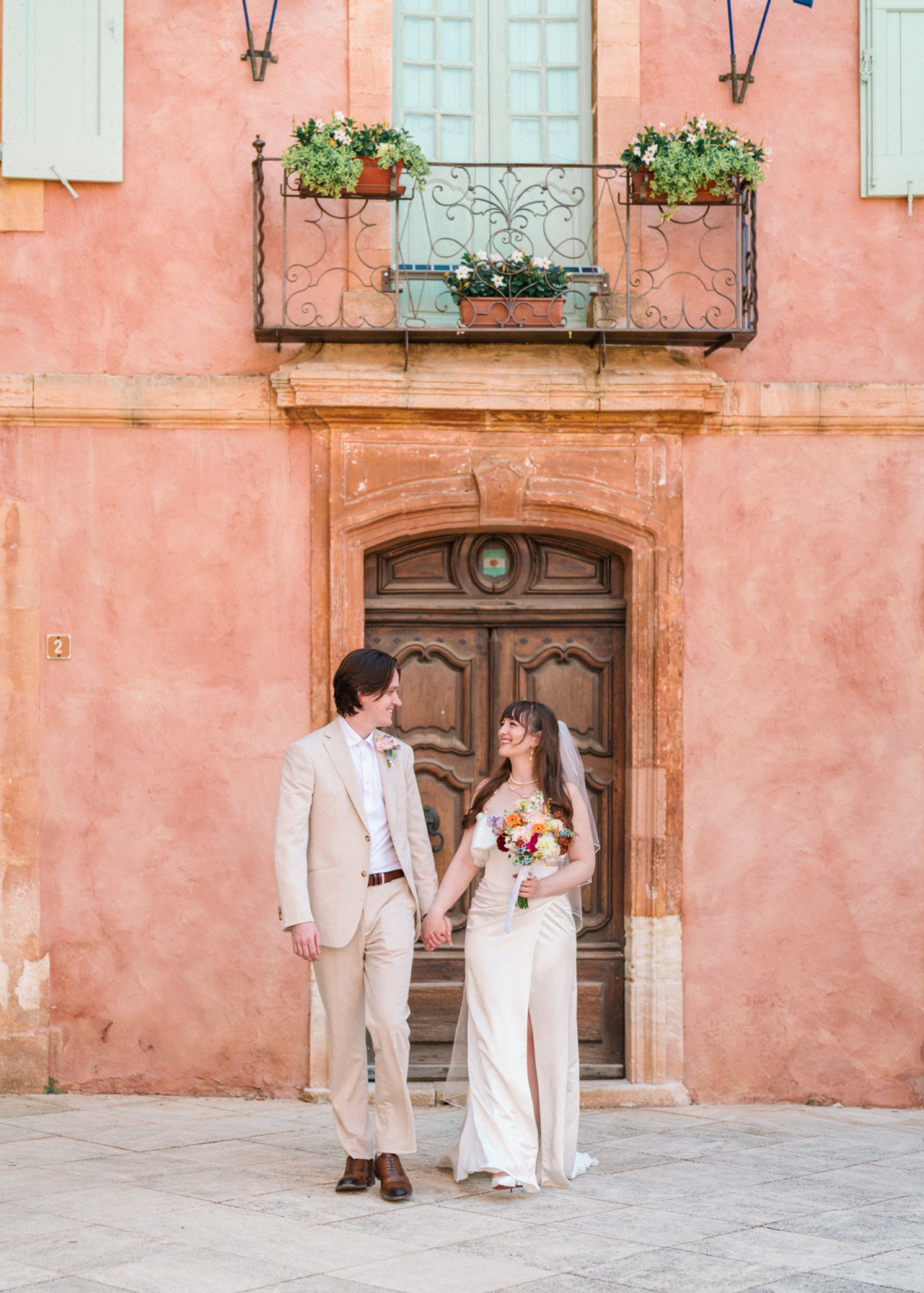 editorial-wedding-photos-roussillon-ochre-cliffs-provence