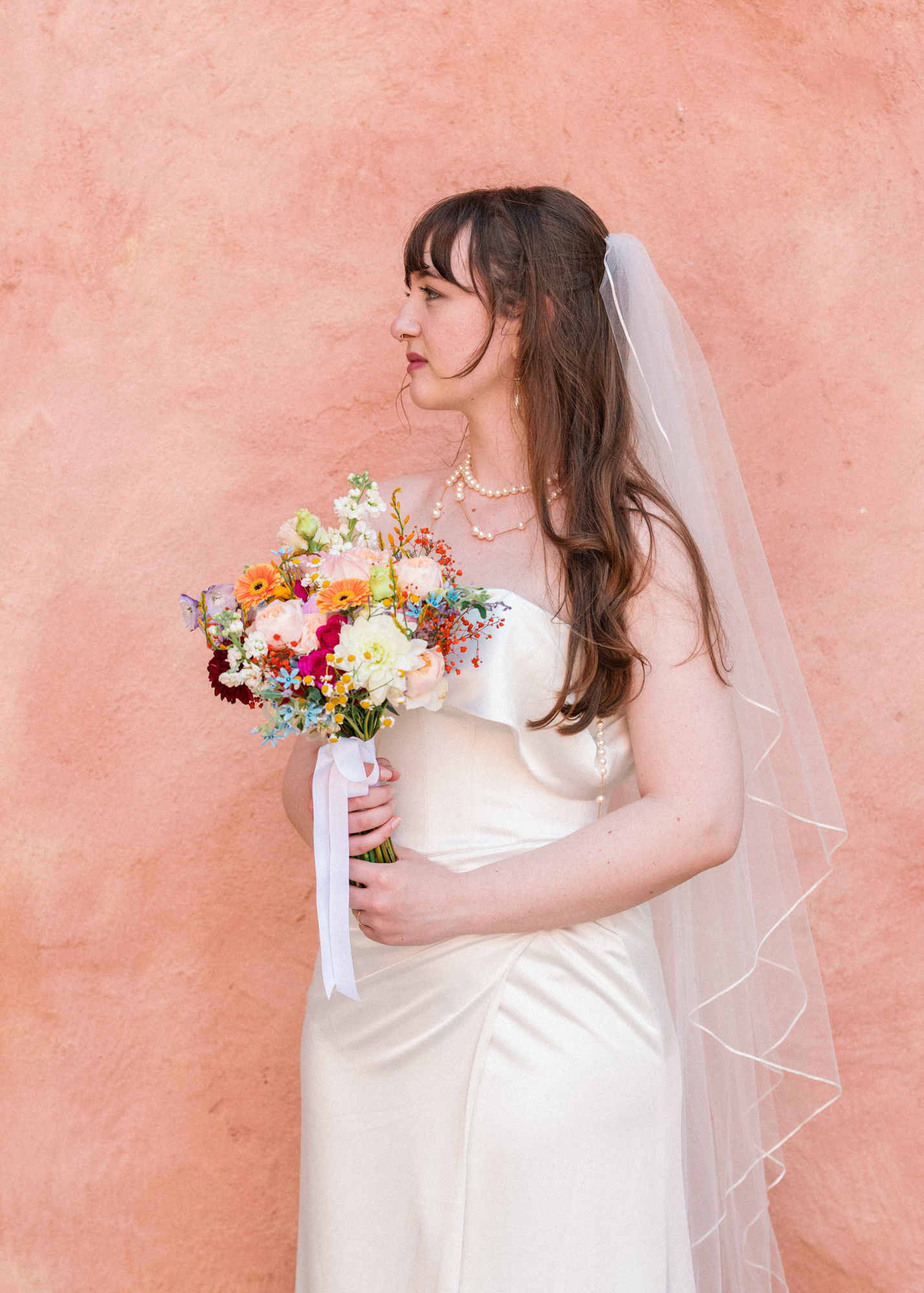 editorial-wedding-photos-roussillon-ochre-cliffs-provence